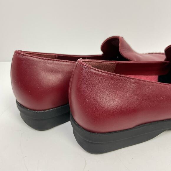 High Sierra | NWOB Meredith Red Leather Square Toe Y2K Comfort Loafers - Picture 7 of 9